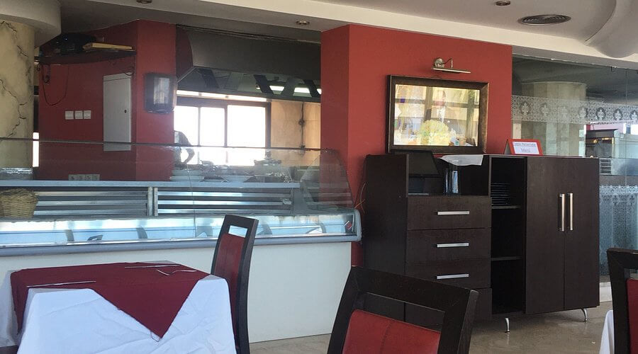 Café à Oujda utilisant les réseaux sociaux pour sa publicité digitale locale